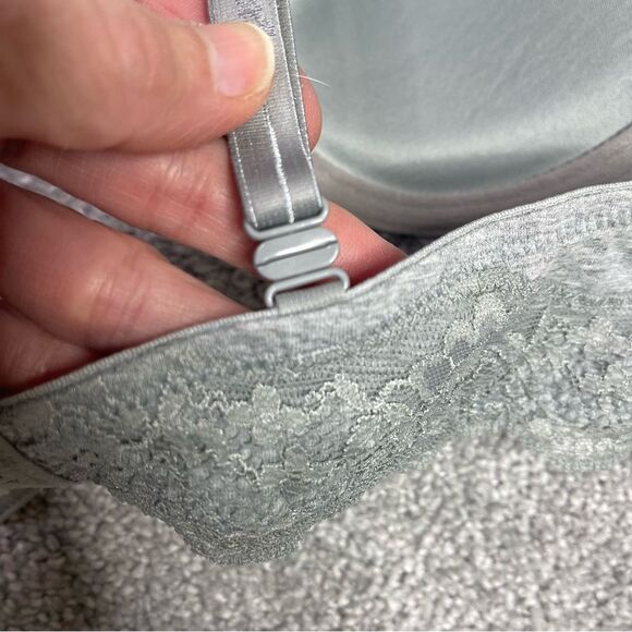 DKNY T-Shirt Bra 34A Gray Push-Up Back Closure Convertible Padded Lace - Picture 7 of 11